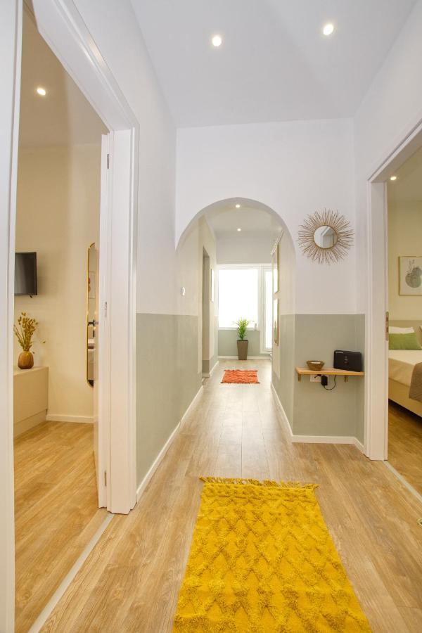 Apartment Callisto House In *