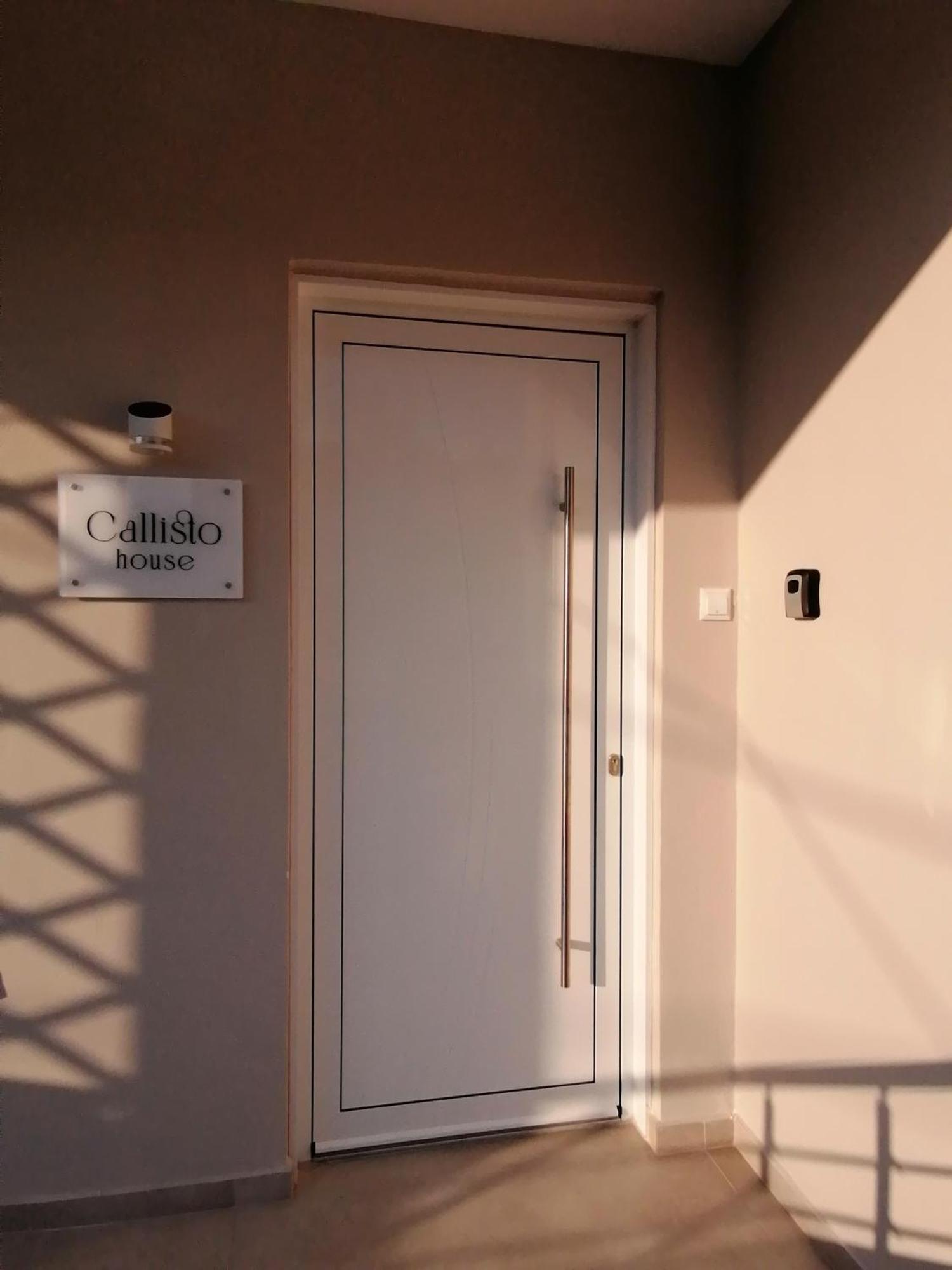 Apartment Callisto House In *